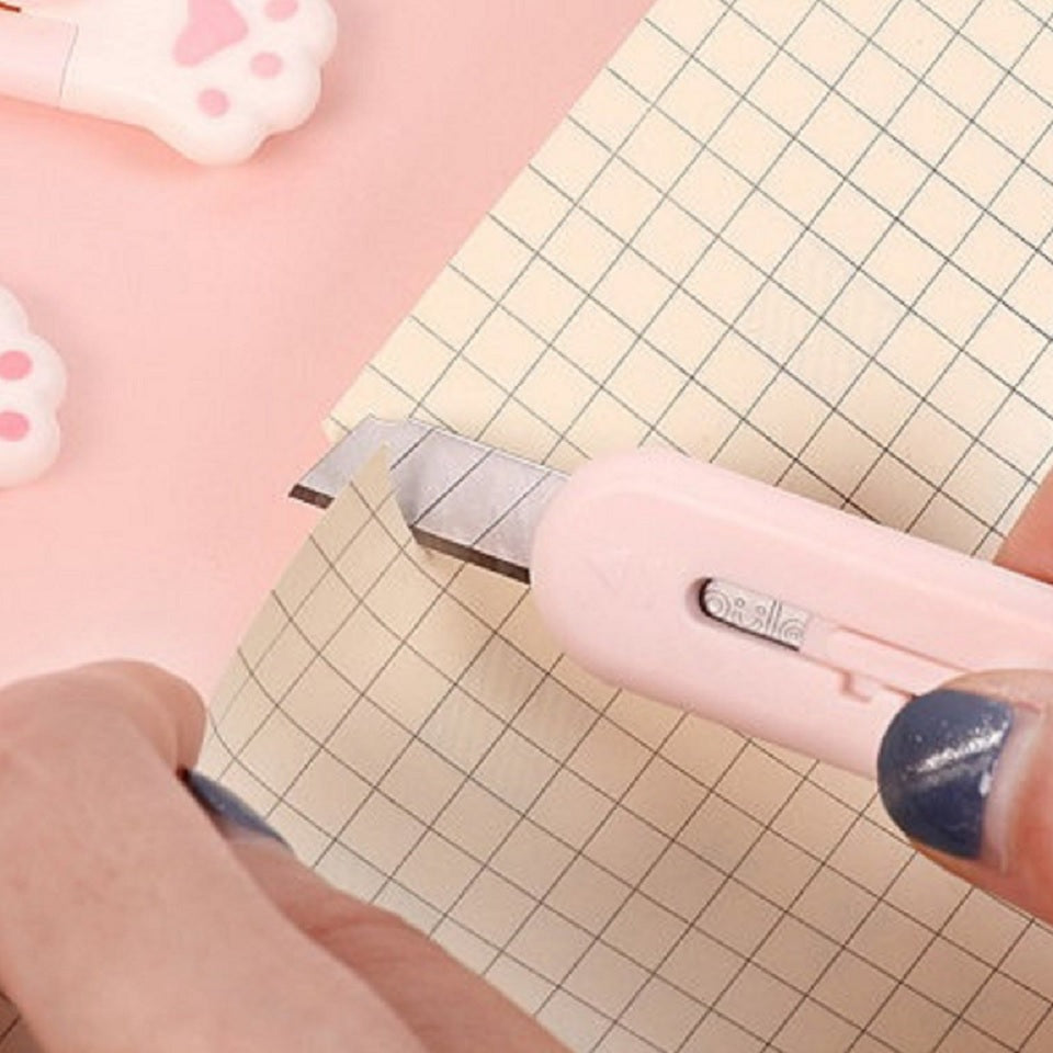 Cutter patte de chat
