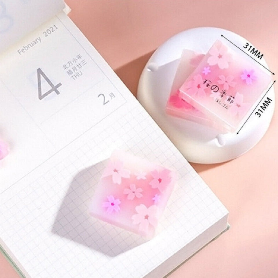 Gomme carrée fleurs de sakura