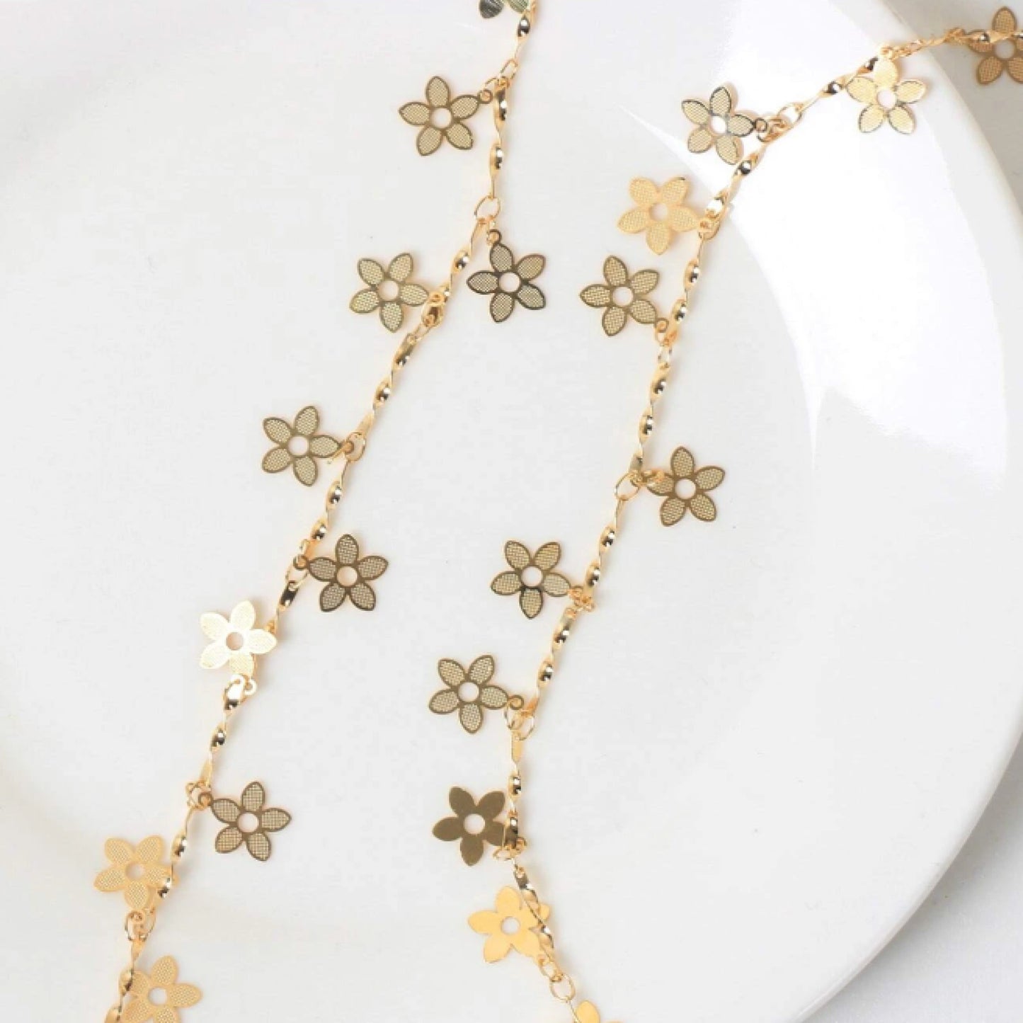 Chainette de cheveux fleurs