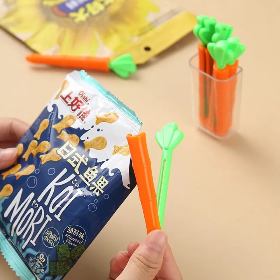 lot de 2 pinces en forme de carottes pour refermer hermétiquement tous vos sachets.