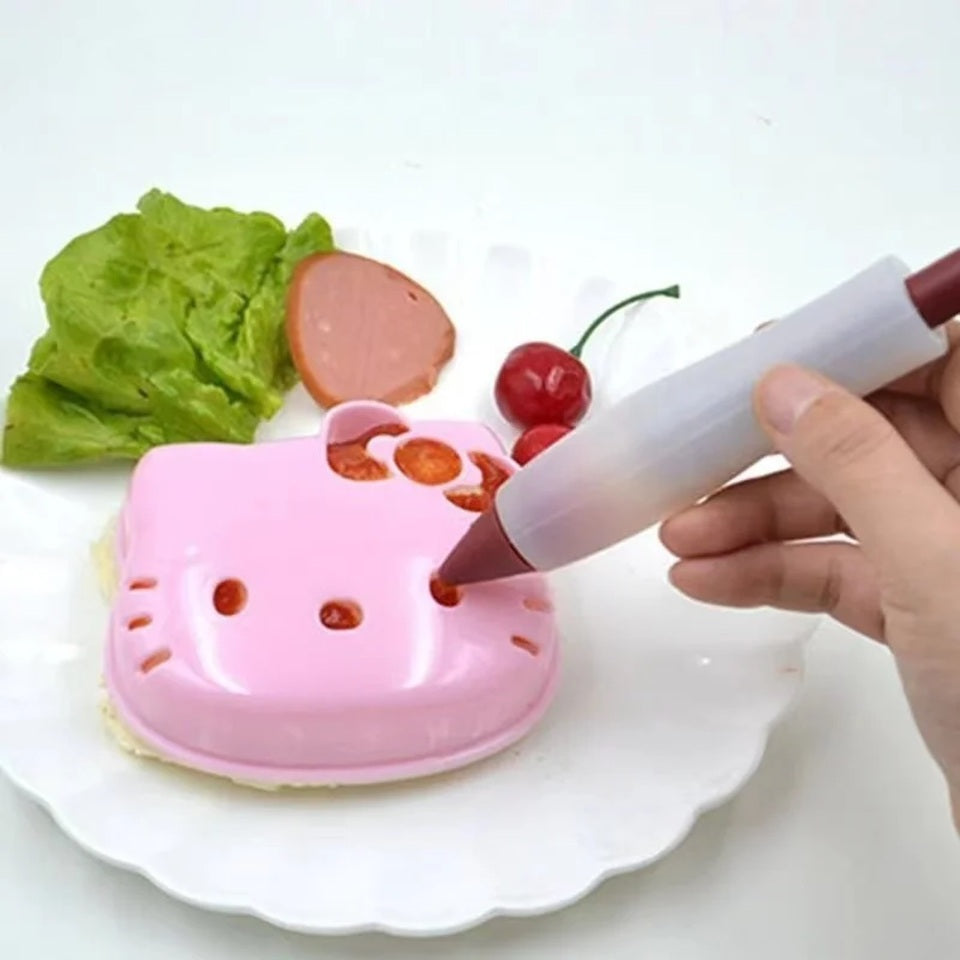 un emporte-pièce en forme d'Hello Kitty super mignon. Idéal pour réaliser de jolis sandwichs mignons et originaux.