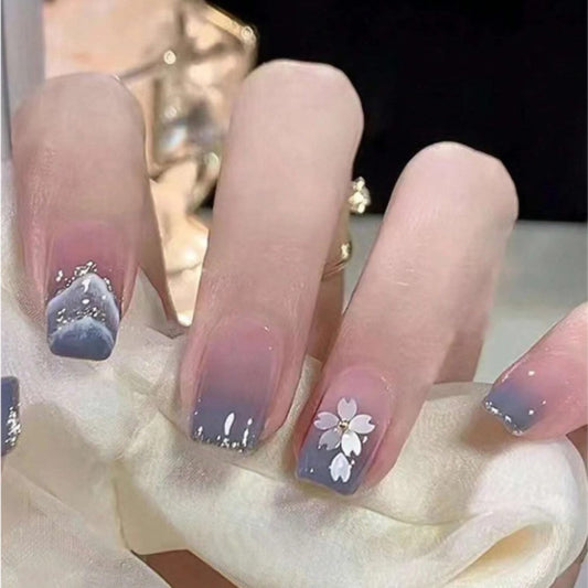 Faux ongles press on nails bleu rose argentés et sakura