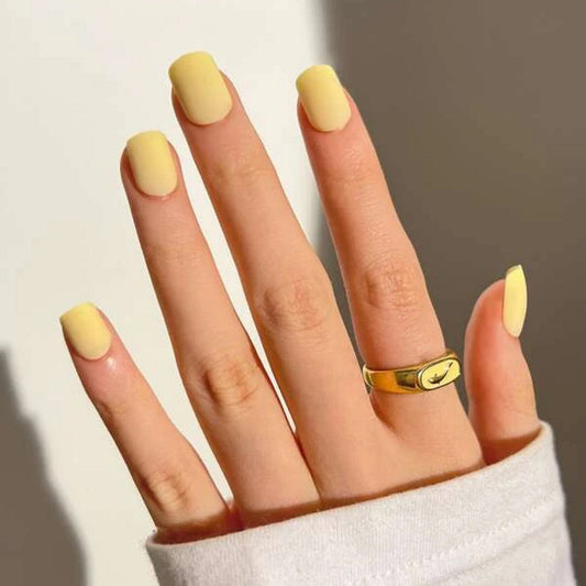 Faux ongles press on nails jaune pastel