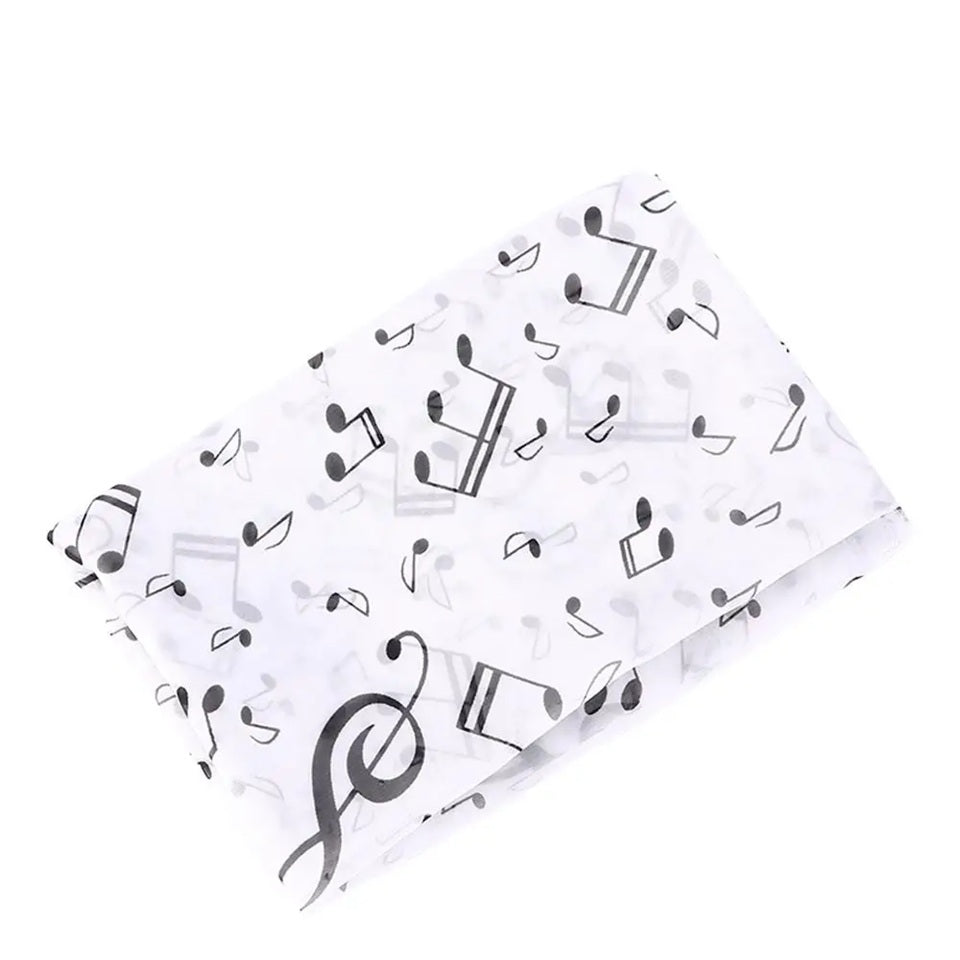 un foulard coloré léger à l'imprimé notes de musique
