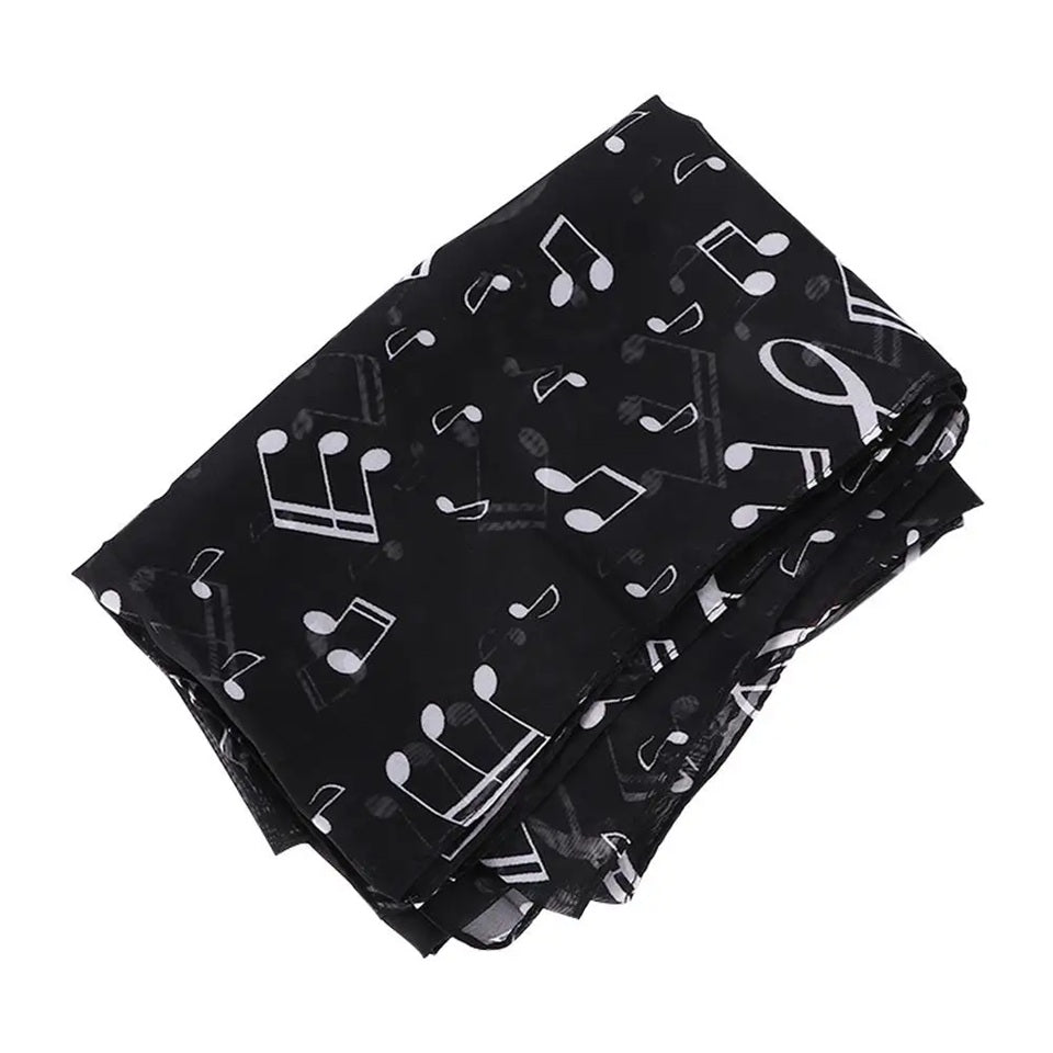 un foulard coloré léger à l'imprimé notes de musique