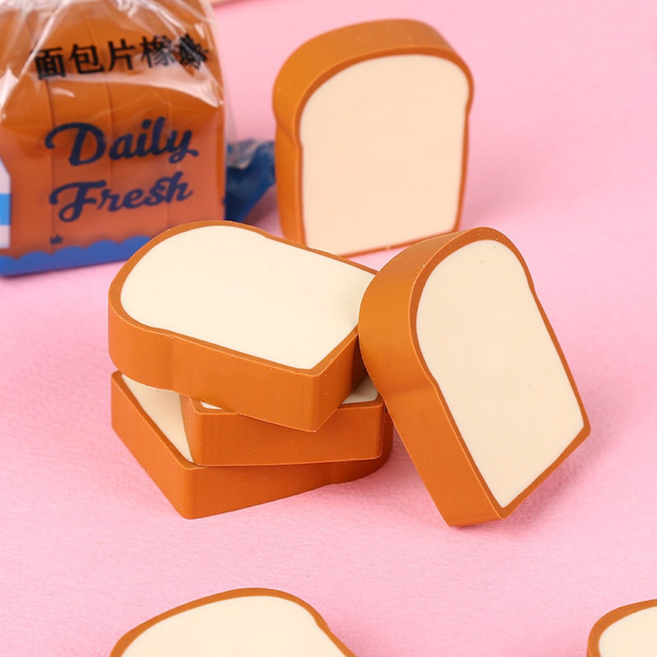 Ces gommes en forme de tranches de pain de mie sont ultra réalistes ! Enfermées dans un sachet, on pourrait les confondre avec un vrai pain de mie tranché. Rigolo et amusant !