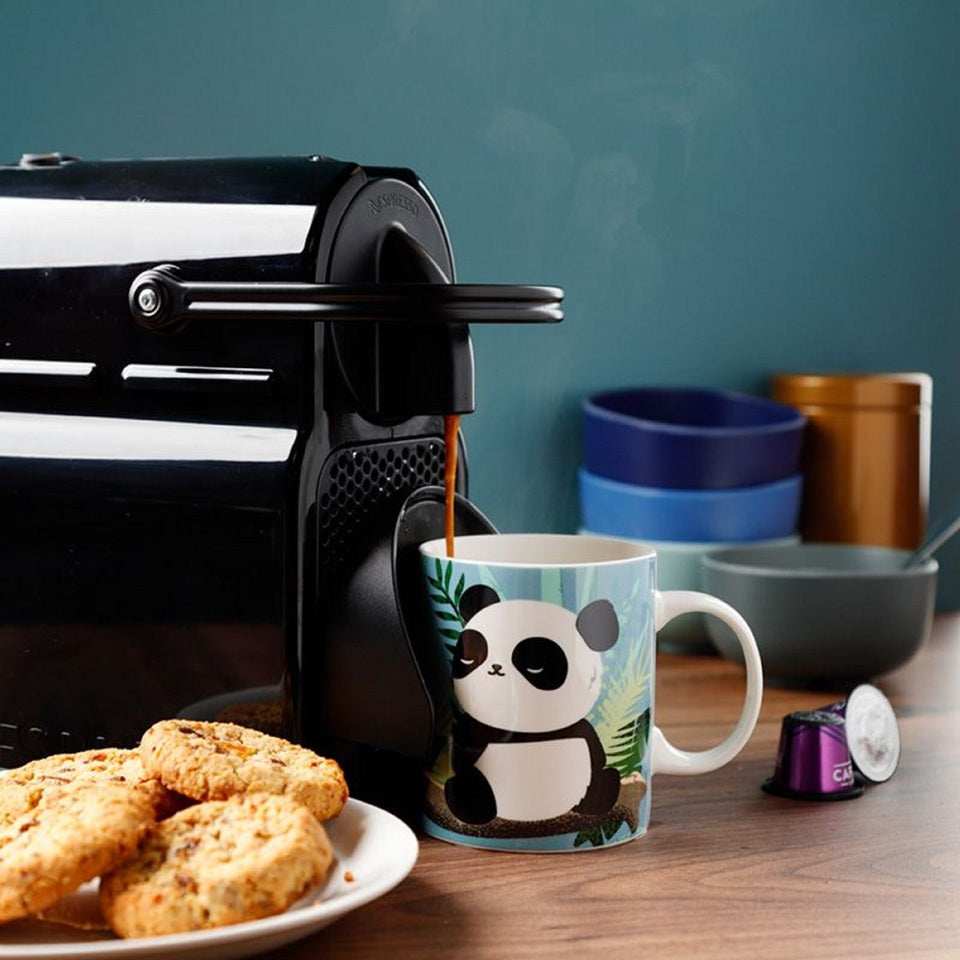 un joli mug de taille standard au design d'un panda hyper mignon. Parfait pour déguster son thé, café ou tisane tout en douceur