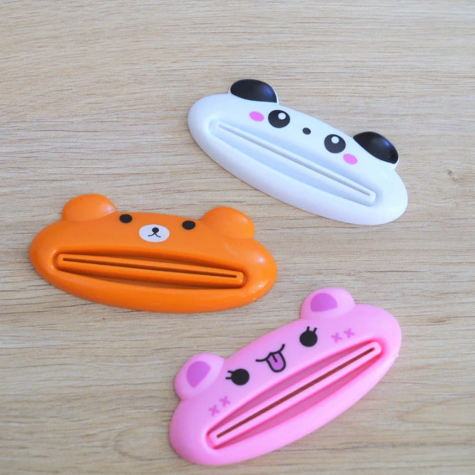 Des petits accessoires tout mignon et adorable au design d'animal : grenouille, panda, ourson et cochon pour vider vos tubes sans effort.