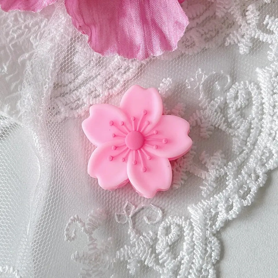 Protège-câble fleur de sakura
