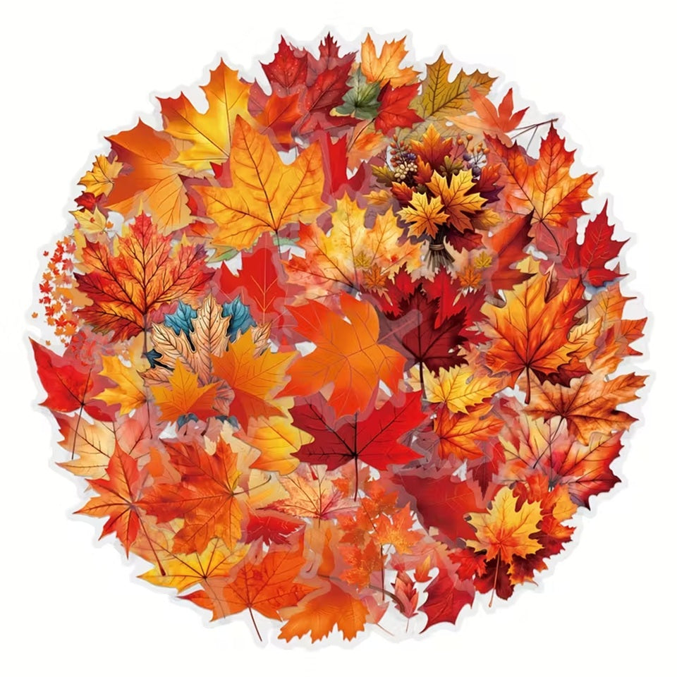 des stickers en forme de feuilles d'érable dans des tons de couleurs chaudes et automnales pour décorer tous les projets créatifs.