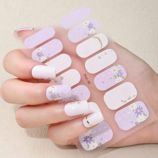 Stickers nail art mauve blanc à fleurs