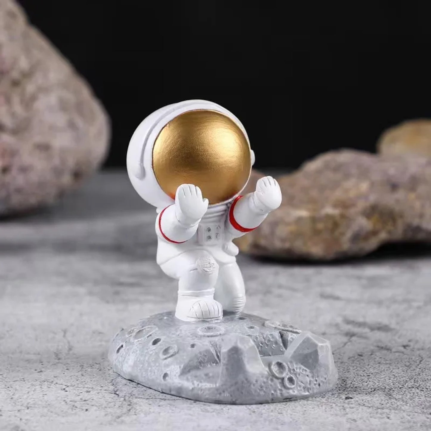 Support astronaute pour smartphone