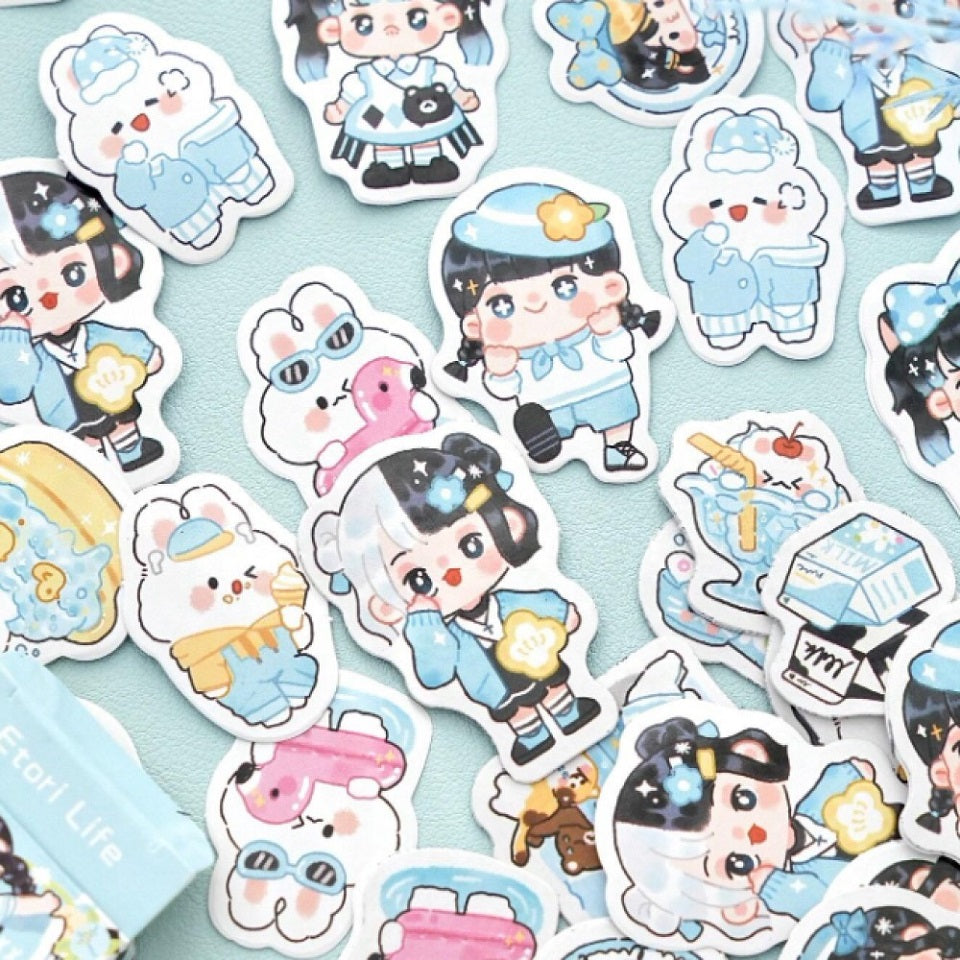 Boite de stickers chibi girls, animaux et gourmandises