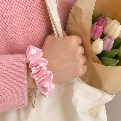 Chouchou motif fleurs blanches
