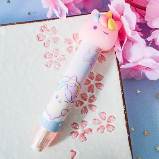 Gomme avec étui licorne