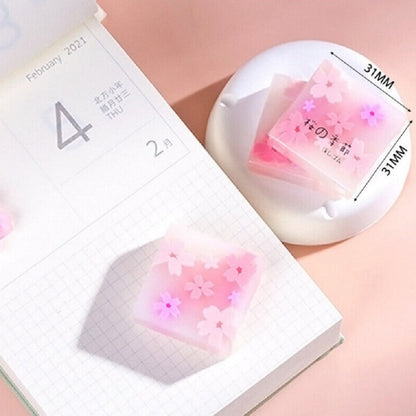 Gomme carrée fleurs de sakura