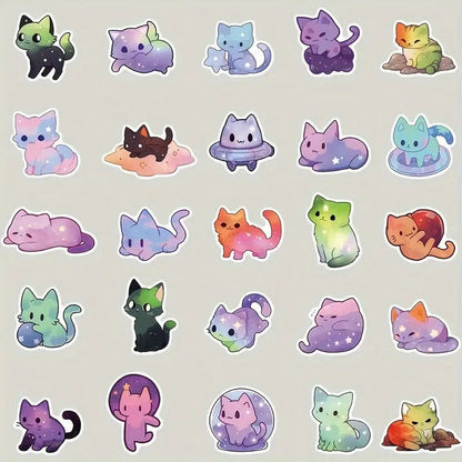 des stickers en forme de chat aux couleurs de la galaxie. Coloris multicolores, décorés d'étoiles et de nuages de toutes les couleurs.