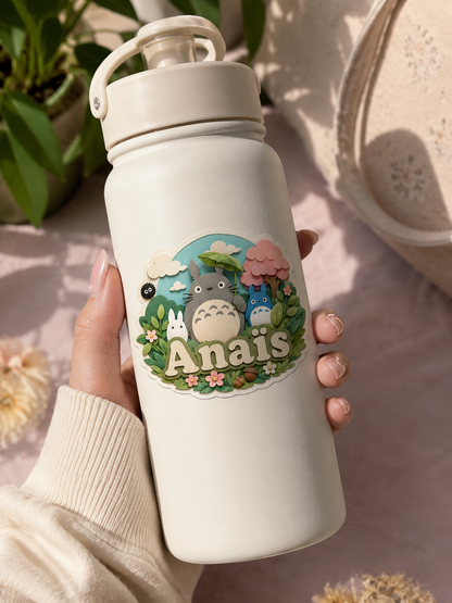 Sticker Prénom Personnalisé — Autocollant Totoro Kawaii 🌿