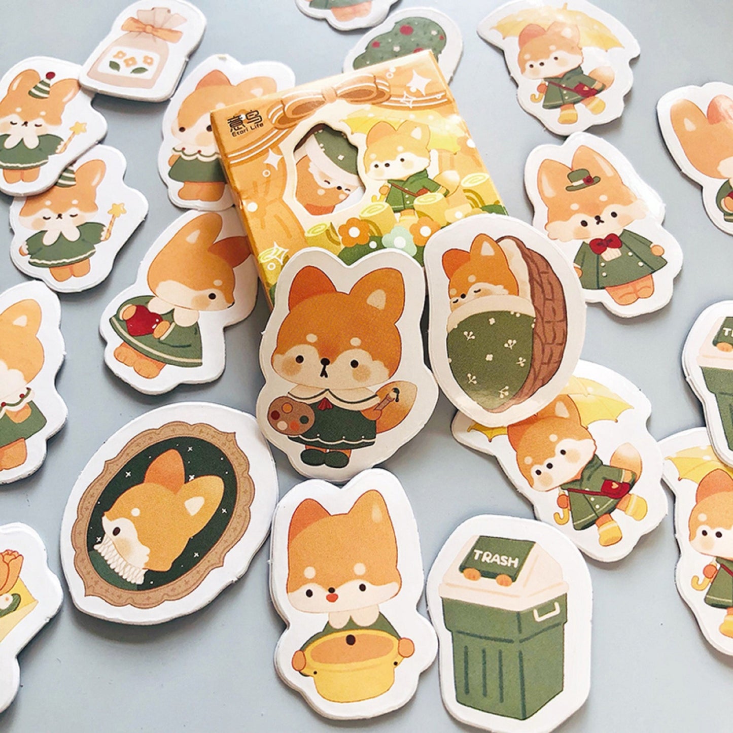 Boite de stickers Foxy