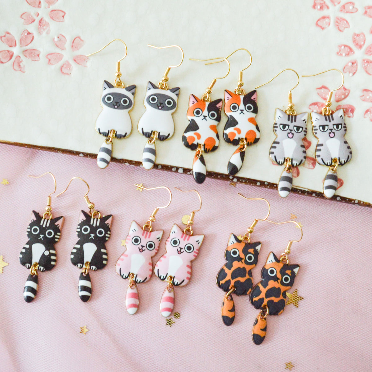 DUOWEI Boucles D'Oreilles Chat Émail Nœud Papillon - Bijoux Fantaisie Mignons Pour Femme Et Fille