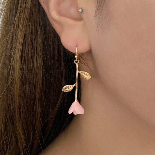 Boucles d'oreilles roses pendantes
