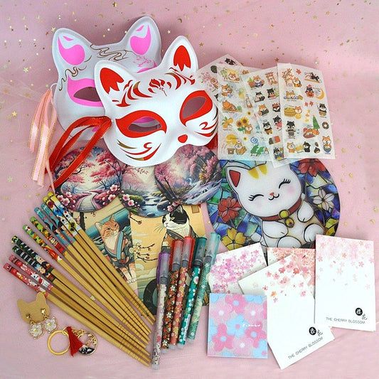 la box kawaii spéciale Japon est composé d'une dizaine articles mignons, utiles et pratiques. Bijoux, papeterie, snacks, accessoires de cuisine et déco, c'est une vraie découverte du pays du soleil levant.