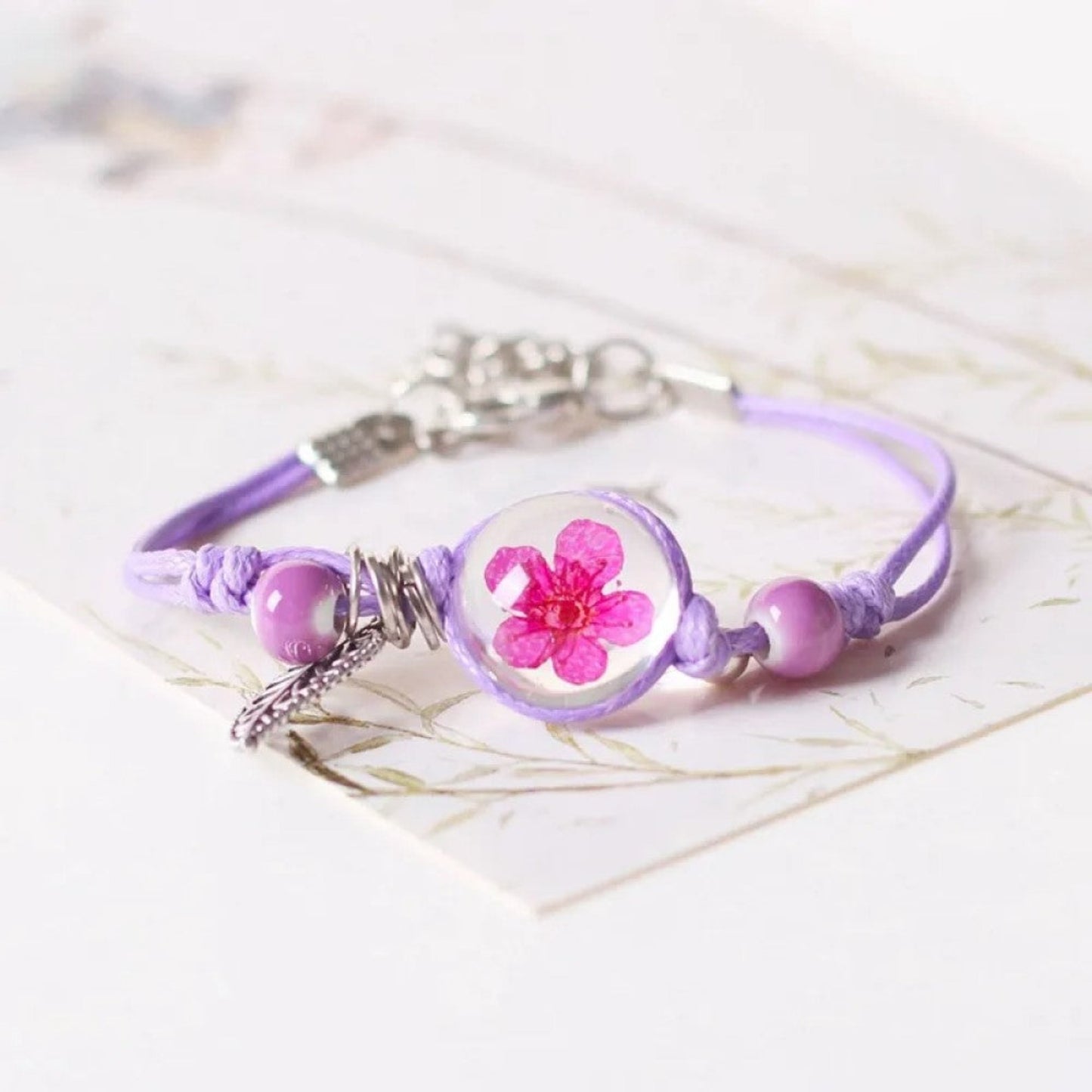 Bracelet cabochon fleur de prunier