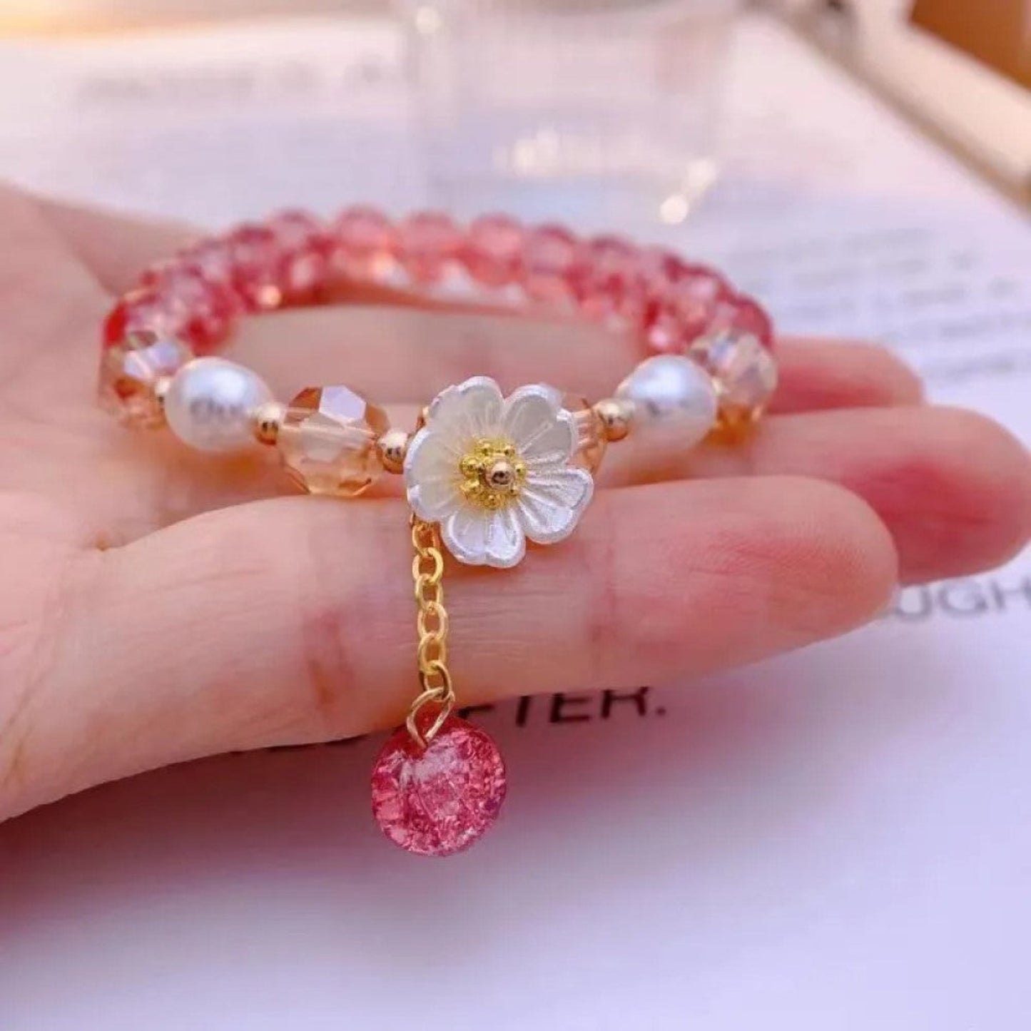 Bracelet perles et fleur de sakura