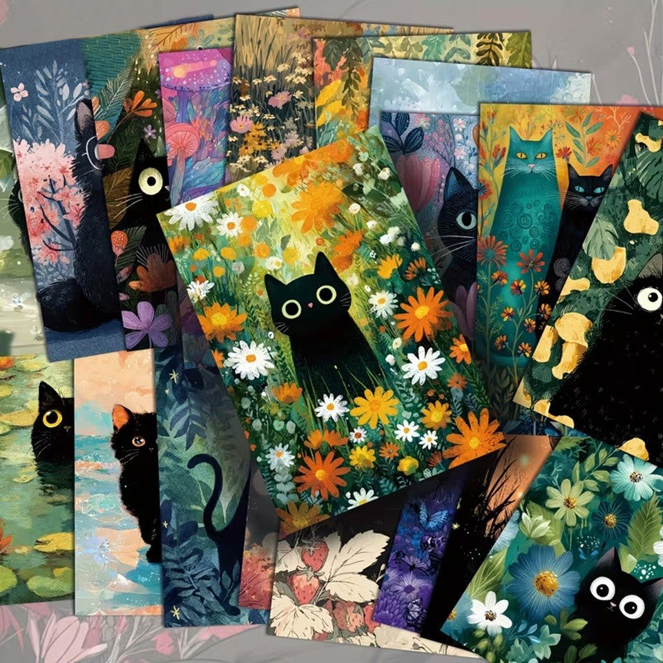 des cartes postales mettant en scène un adorable chat noir dans des décors de plantes et de fleurs colorées. Scènes adorales et pleines de malice.