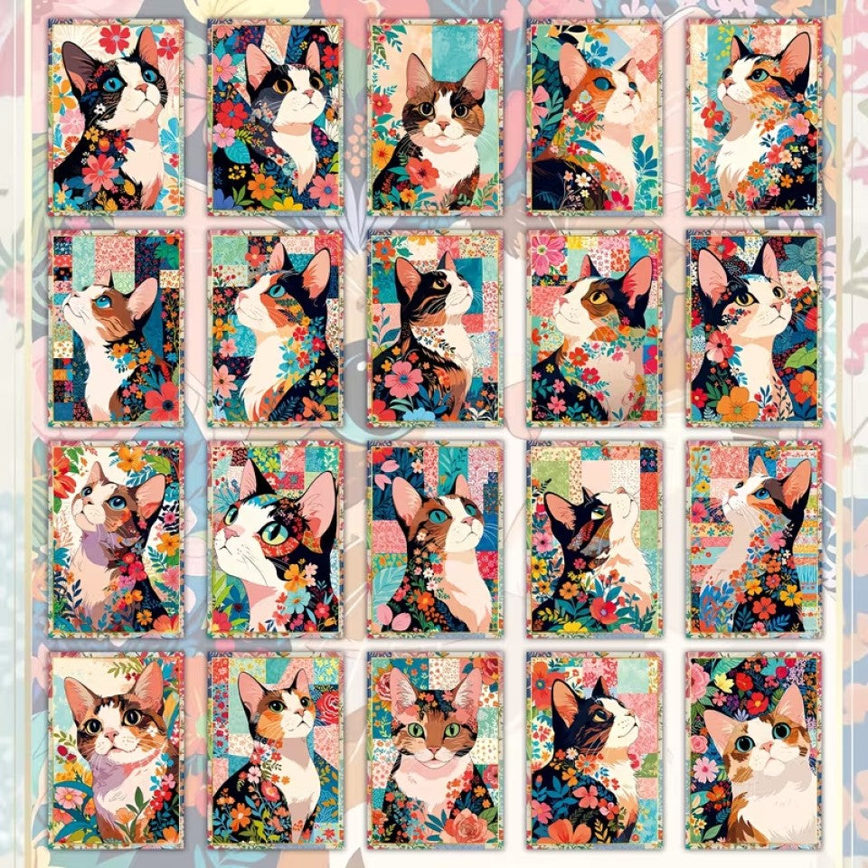 des cartes postales illustrées de chat malicieux et mignons dans un décor floral coloré. L'ensemble est poétique et rempli de tendresse.