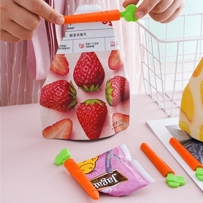 lot de 2 pinces en forme de carottes pour refermer hermétiquement tous vos sachets.