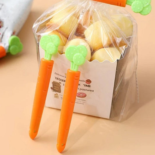 lot de 2 pinces en forme de carottes pour refermer hermétiquement tous vos sachets.