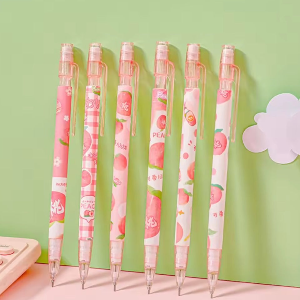 des critériums au motif et couleur de pêche. Look frais, fruité et coloré trop mignon. Idéal pour le dessin et l'écriture.