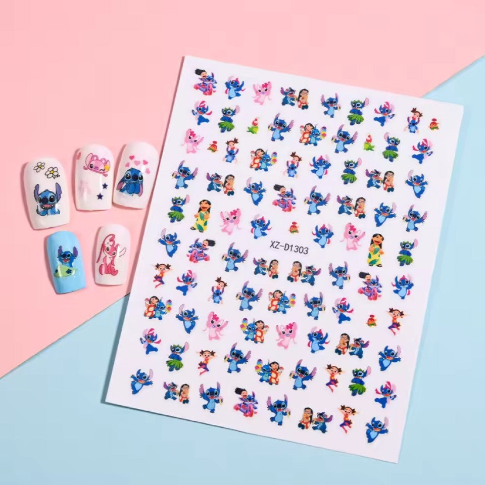 De jolis panches de stickers nail art inspirés de Lilo et Stitch. Retrouvez leur univers coloré et attendrissant pour un nail art fun et joyeux !