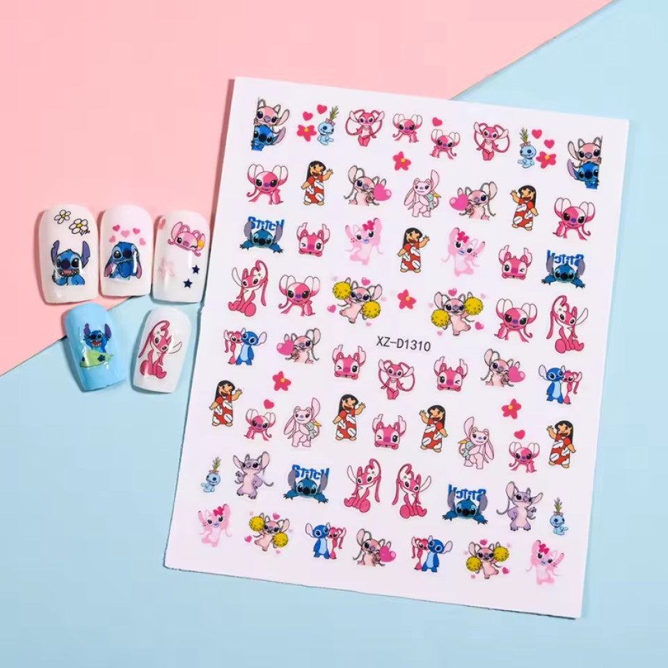 De jolis panches de stickers nail art inspirés de Lilo et Stitch. Retrouvez leur univers coloré et attendrissant pour un nail art fun et joyeux !