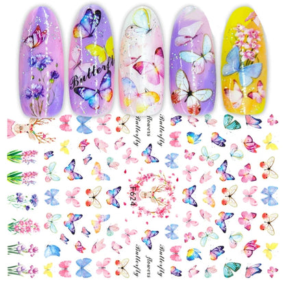 Déco nail art papillons colorés