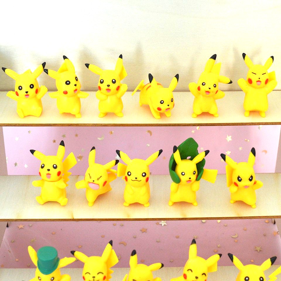 des figurines aussi jaunes et mignonnes que Pikachu. Dans différentes positions et expressions, ces figurines Pikachu sont de véritables trésors à collectionner.