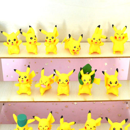 des figurines aussi jaunes et mignonnes que Pikachu. Dans différentes positions et expressions, ces figurines Pikachu sont de véritables trésors à collectionner.
