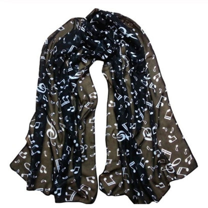 un foulard coloré léger à l'imprimé notes de musique