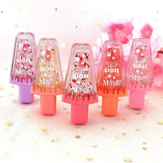 des gloss parfumé en forme de part de pastèque hyper mignon ! A l'intérieur du gloss, il y a des paillettes pour un effet encore plus brillant !