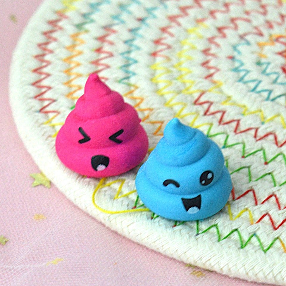 des gommes en forme de crottes colorées trop mignonnes qui possèdent une expression kawaii adorable et amusante