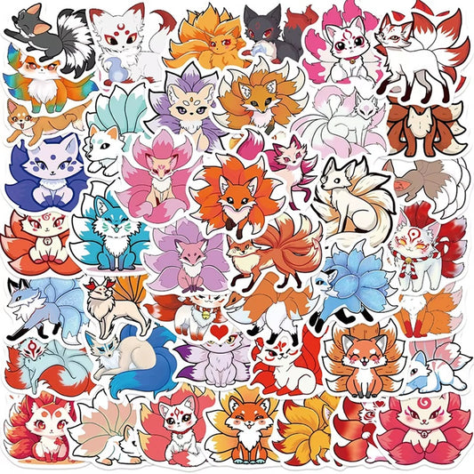 un lot de 20 stickers reprenant un design de kistune à une ou plusieurs queues. Ce renard mythique du folklore japonais ajoute une touche mystérieuse à tous vos projets.