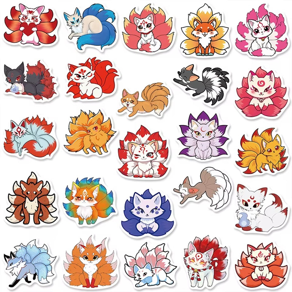 un lot de 20 stickers reprenant un design de kistune à une ou plusieurs queues. Ce renard mythique du folklore japonais ajoute une touche mystérieuse à tous vos projets.