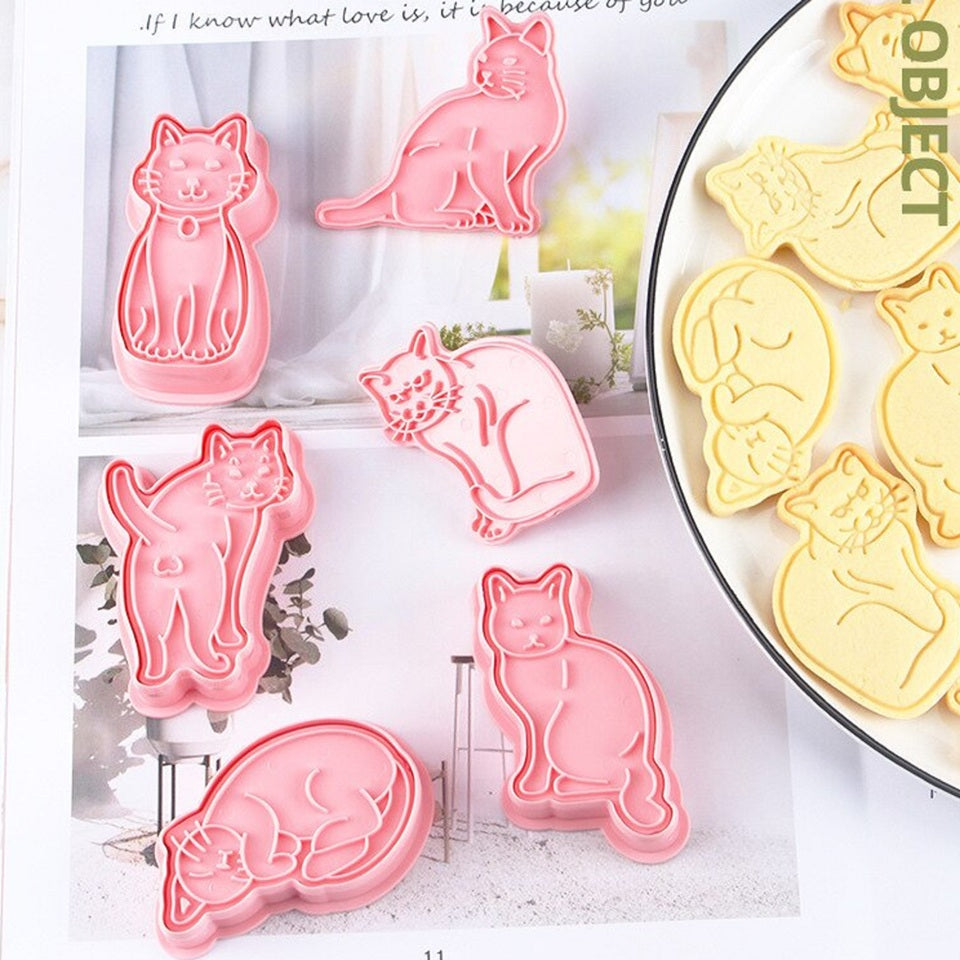 un lot de 6 emporte-pièces en forme de chats dans différentes poses. Ils sont mignons et vous réaliserez des biscuits originaux et amusants