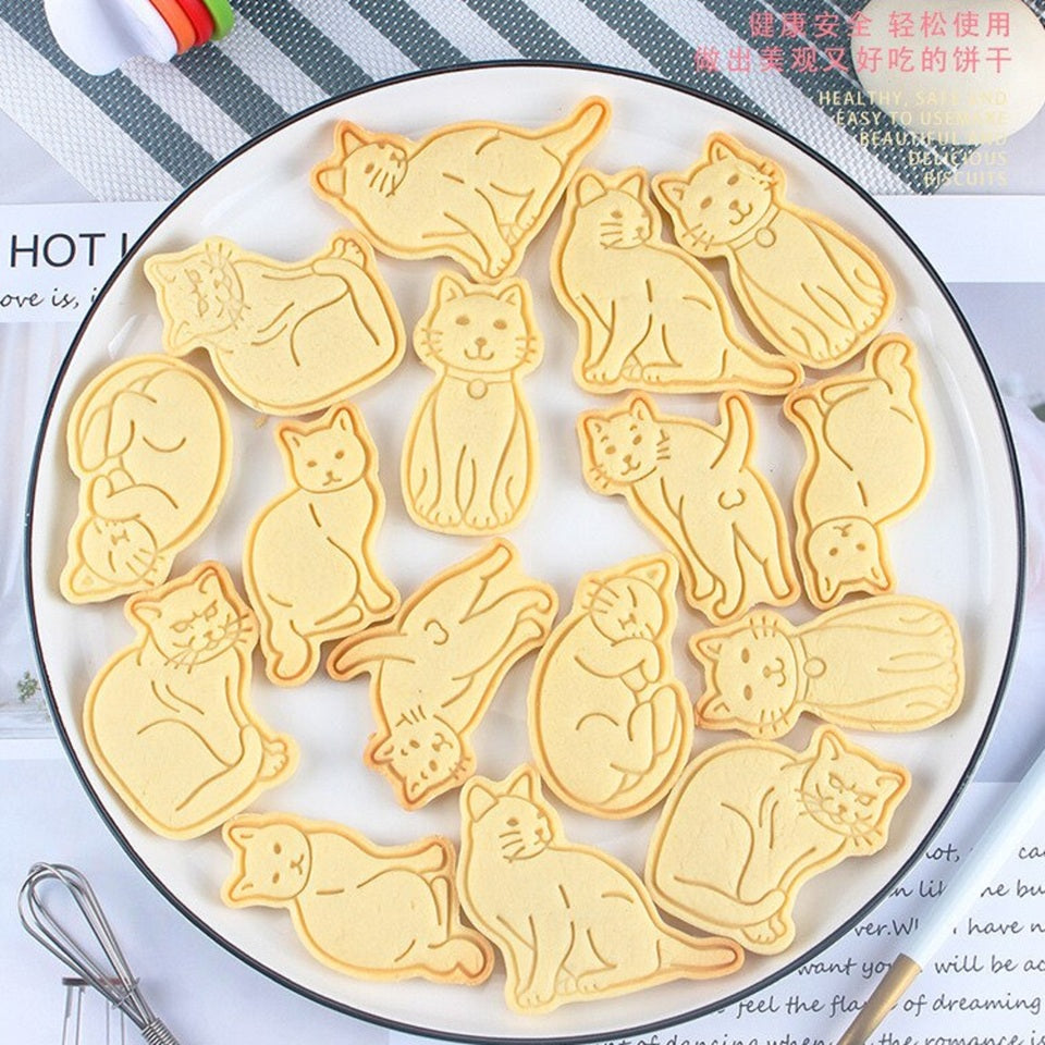 un lot de 6 emporte-pièces en forme de chats dans différentes poses. Ils sont mignons et vous réaliserez des biscuits originaux et amusants