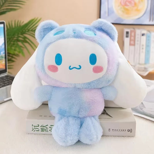 une peluche cinnamoroll toute douce et super mignonne, aux couleurs pastels,pour de gros câlins au quotidien !