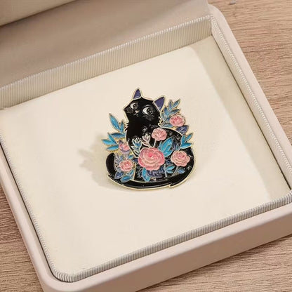 Pin's chat noir et fleurs (PROMO -12%)