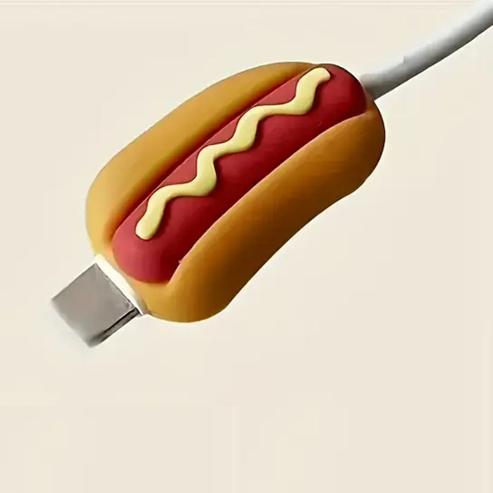 un protège-câble en forme de hot dog trop mignon pour protéger vos câbles de l'usure. Accessoire rigolo et fun !