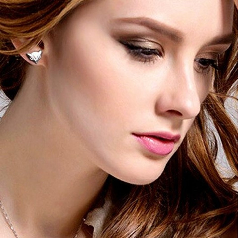 des puces d'oreilles minimalistes en forme de renard hyper mignon