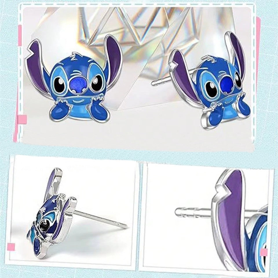 Des puces d'oreilles Stitch. Fidèle au personnage du dessin animé, il est adorable.